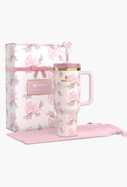 The Stanley X LoveShackFancy Holiday Quencher | 40 OZ - GLAM MODA